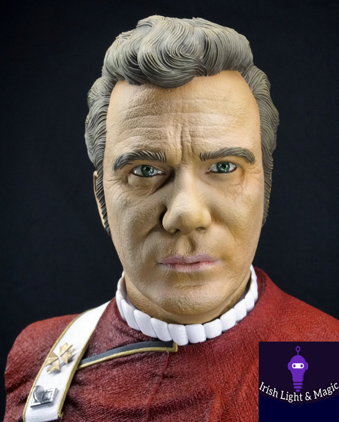 James T Kirk Statue Star Trek 1/2 Scale