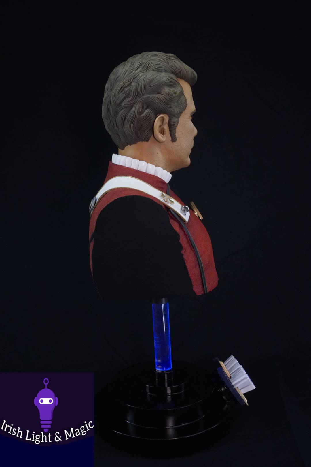 James T Kirk Statue Star Trek 1/2 Scale