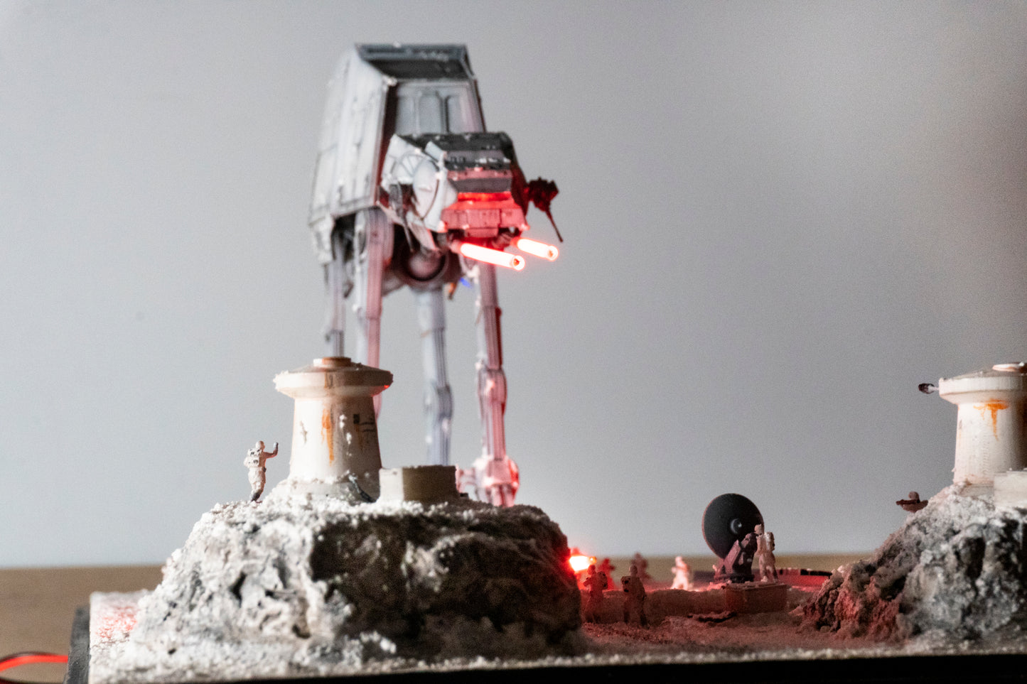 Star Wars AT-AT Battle of Hoth Diorama Custom built with Case