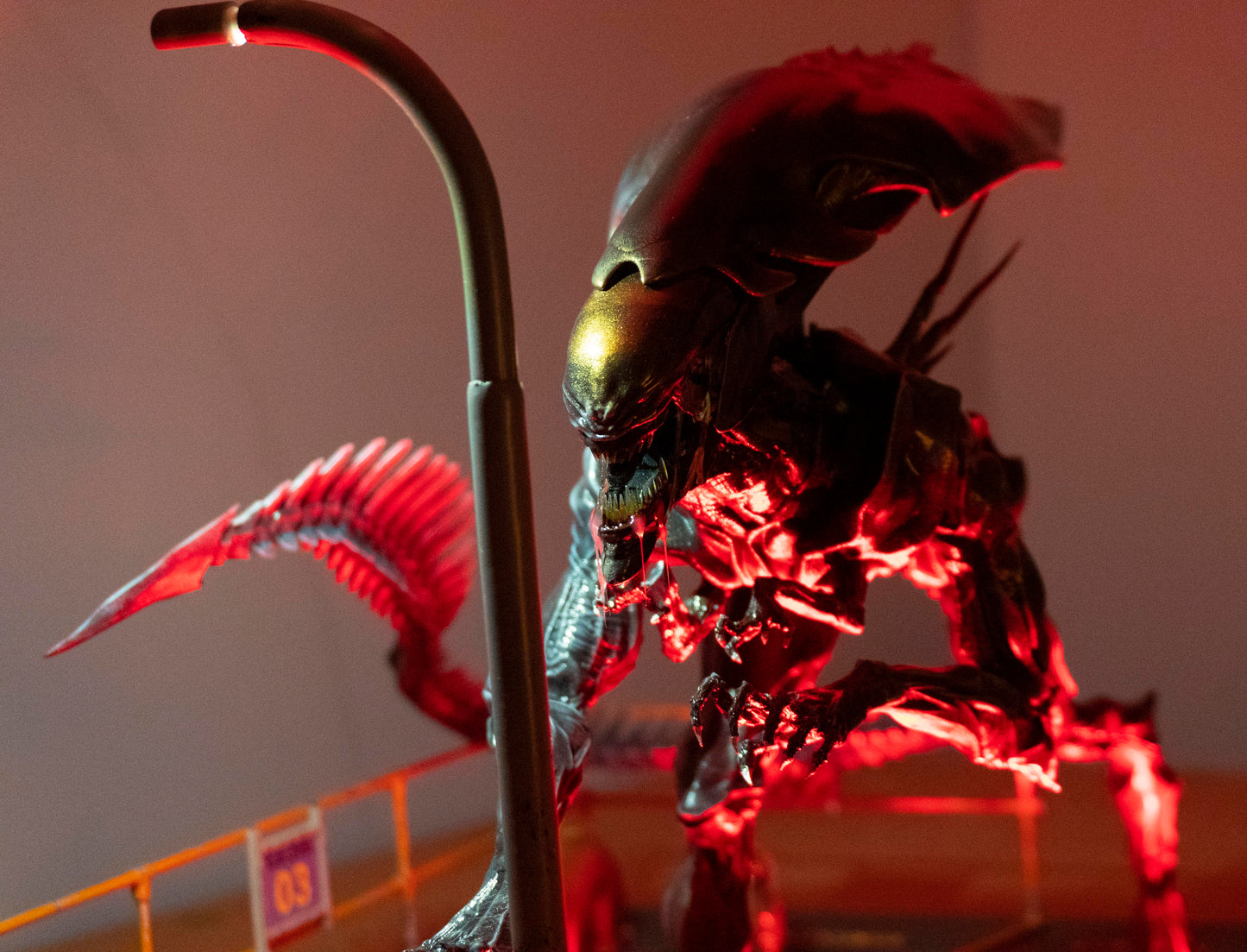 Alien Queen diorama Queen Alien Statue Alien diorama