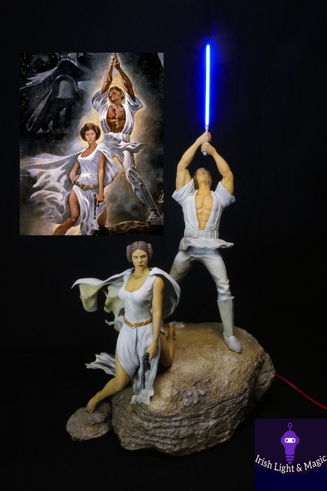 Luke and Leia Skywalker Statue with realistic Light Saber