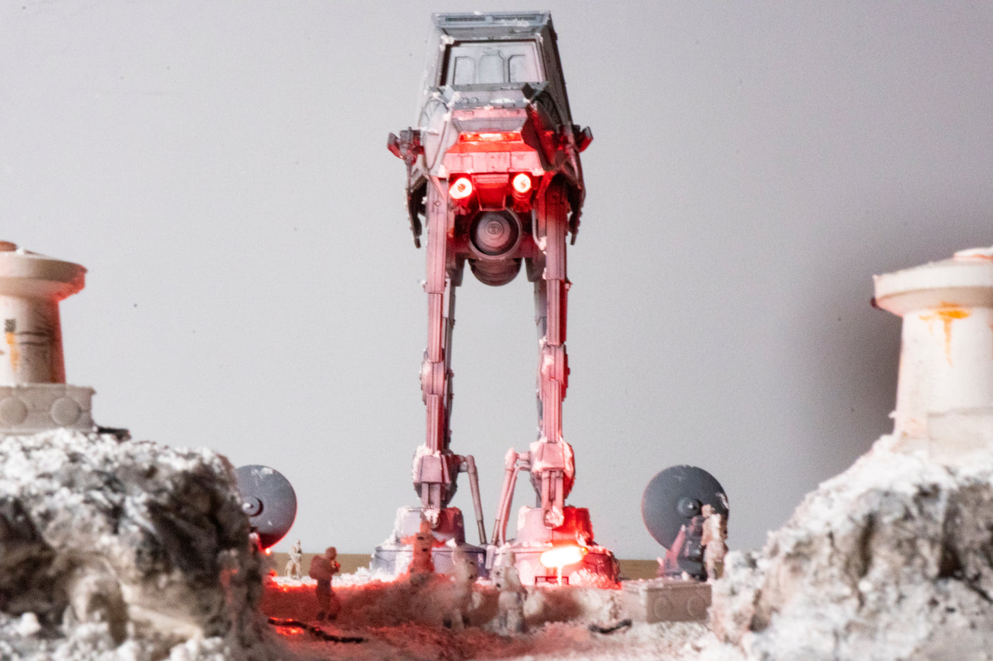 Star Wars AT-AT Battle of Hoth Diorama Custom built with Case