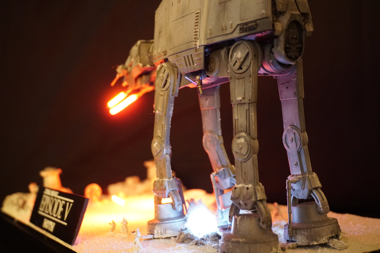 Star Wars AT-AT Battle of Hoth Diorama Custom built with Case