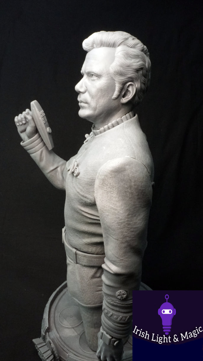 ADMIRAL JAMES T. KIRK FORTH SCALE FIGURE