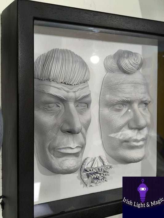 Star Trek Full size Kirk and Spock realistic lighted frame
