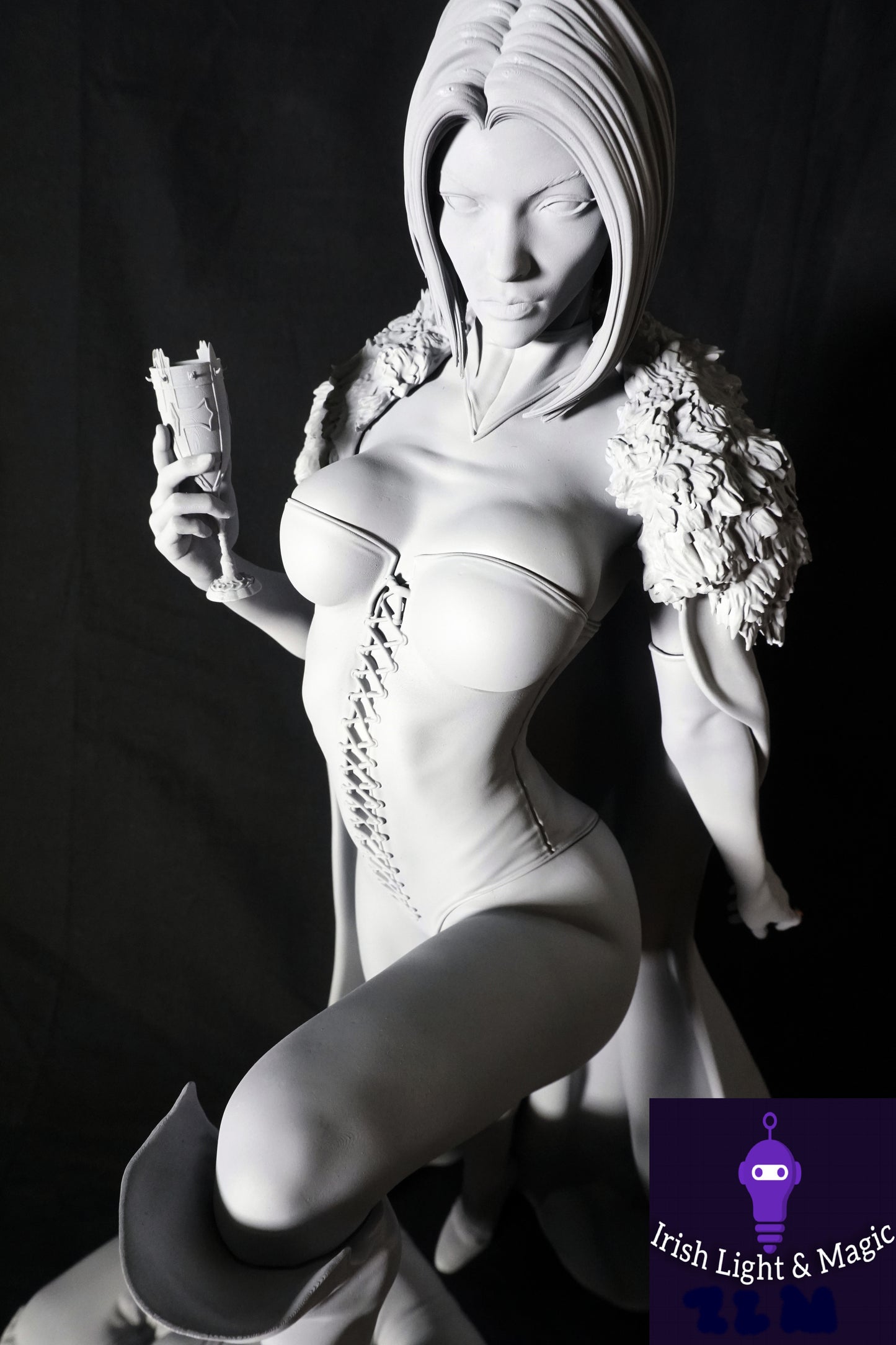 X-Men Emma Frost 1/4 scale
